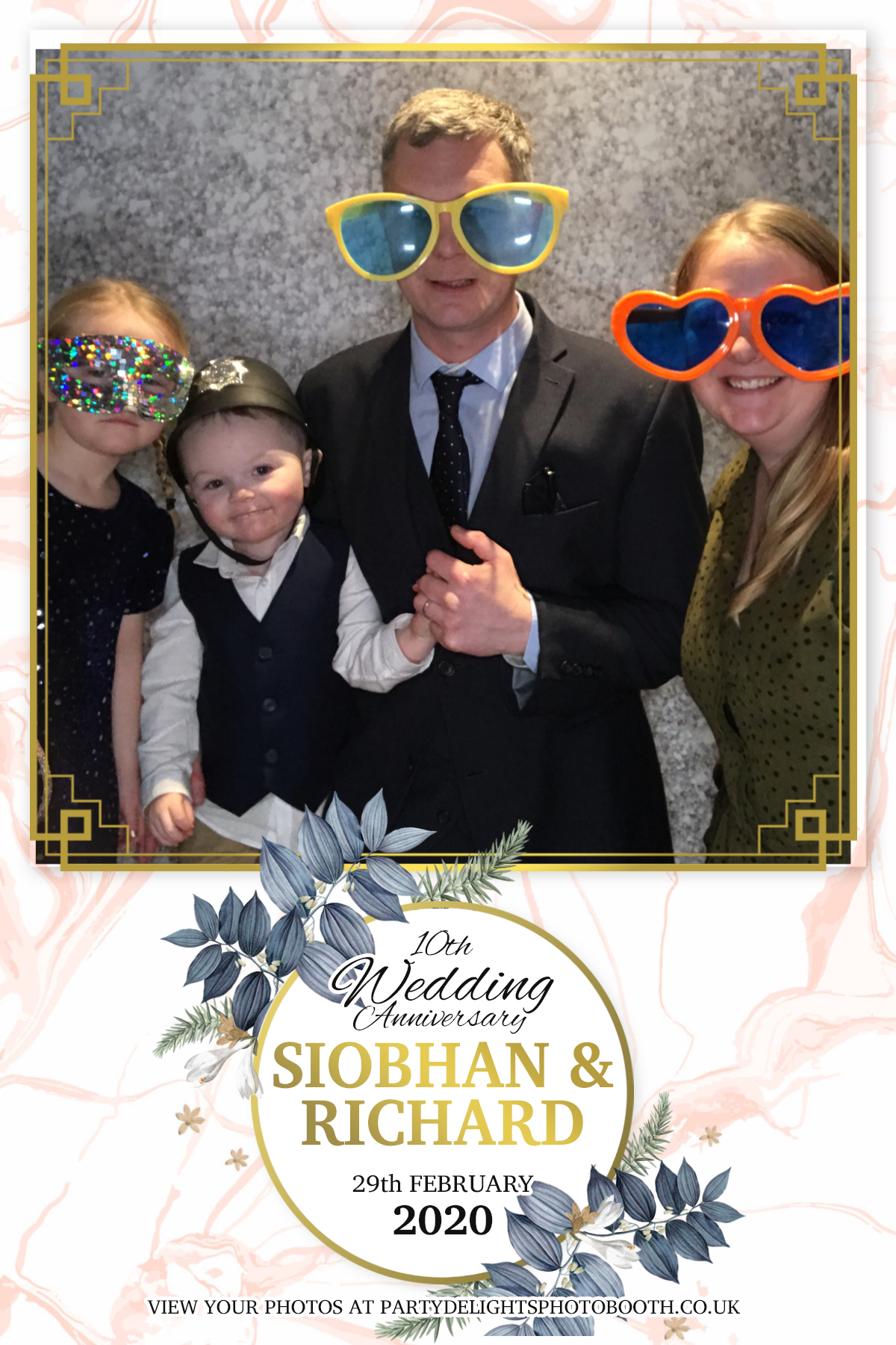 Siobhan and Richards Vow renewal  | View more photos from the event at gallery.partydelightsphotobooth.co.uk/u/PartyDelightsPhotoBooth/Siobhan-and-Richards-Vow-renewal